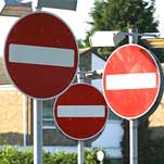 На улице Титова перекроют движение