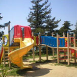 На Коммунаровской появится детская площадка