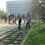 Днепропетровцев зовут на общегородской субботник
