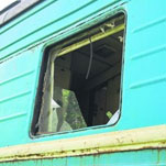 На каникулах дети атакуют поезда