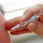 Медики Днепропетровска призывают родителей делать детям прививки от полиомиелита