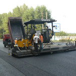 Ремонт дороги на проспекте Петровского продолжается