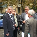 Иван Куличенко проинспектировал ход ремонтных работ на проспекте Петровского