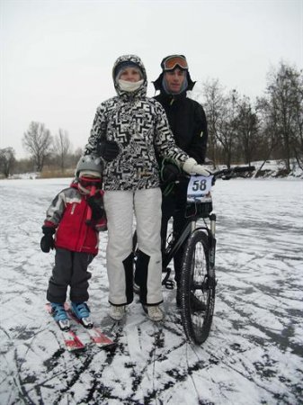 В Днепропетровске придумали новый вид спорта - скициклрэйсинг