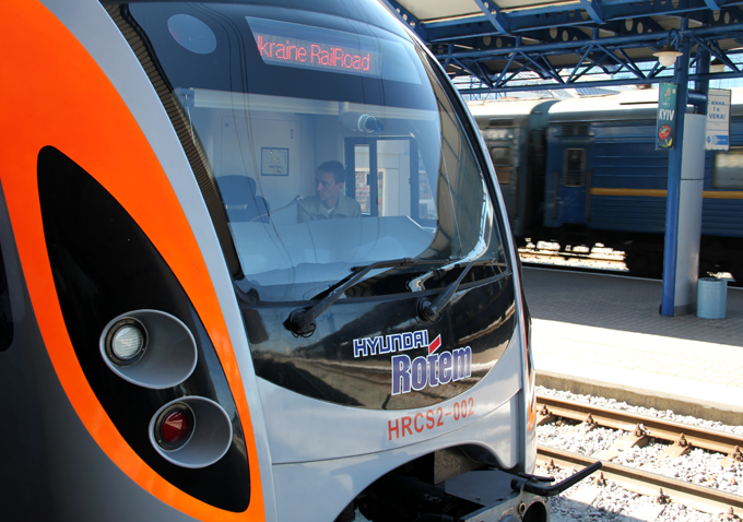 Горезвісний Хюндай перервав мовчання черговим обломом