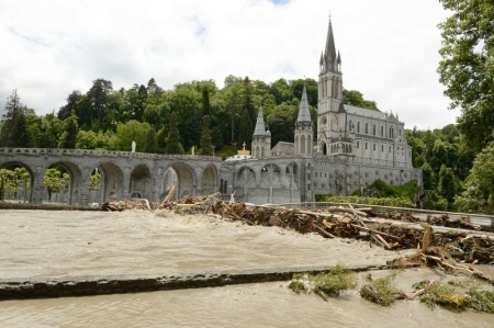Европа все еще тонет Европа все еще тонет