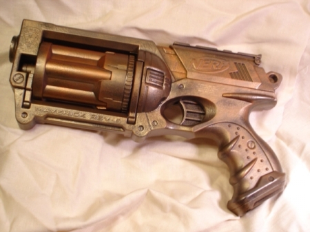 В Ильичевске пьяный парень открыл стрельбу по отдыхающим В Ильичевске пьяный парень открыл стрельбу по отдыхающим