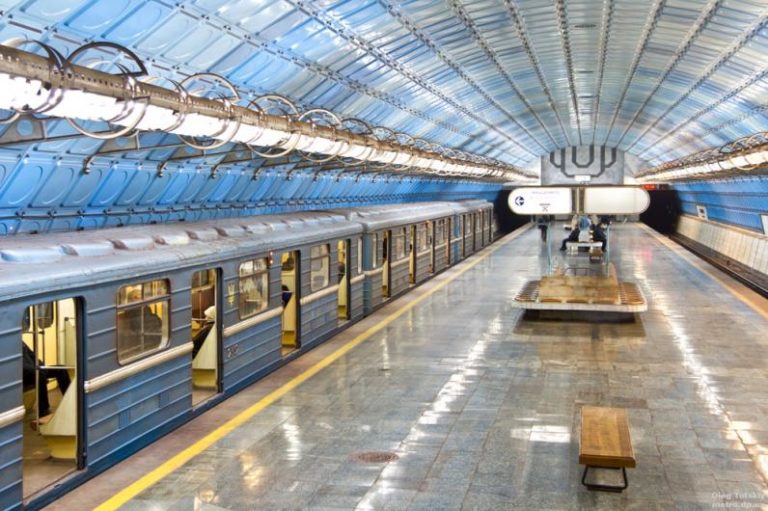 В Днепропетровске завершат строить метро