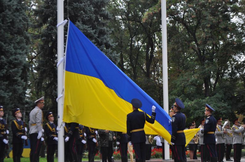 В Днепропетровске праздновали День флага (Фотоотчет) В Днепропетровске праздновали День флага (Фотоотчет)