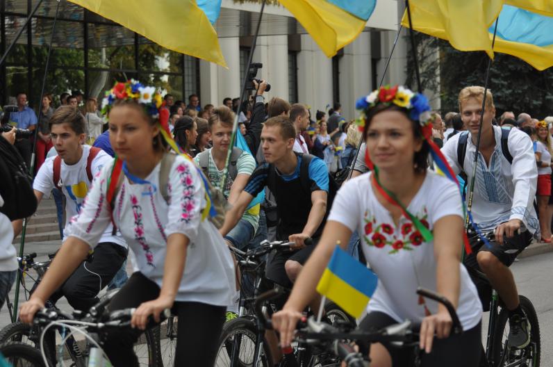 В Днепропетровске праздновали День флага (Фотоотчет) В Днепропетровске праздновали День флага (Фотоотчет)