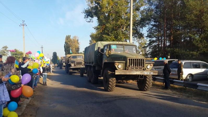 Десантники 25-ой бригады вернулись домой после 5 месяцев боев (ФОТО) Десантники 25-ой бригады вернулись домой после 5 месяцев боев (ФОТО)