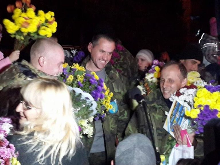 Днепропетровск встречал киборгов””