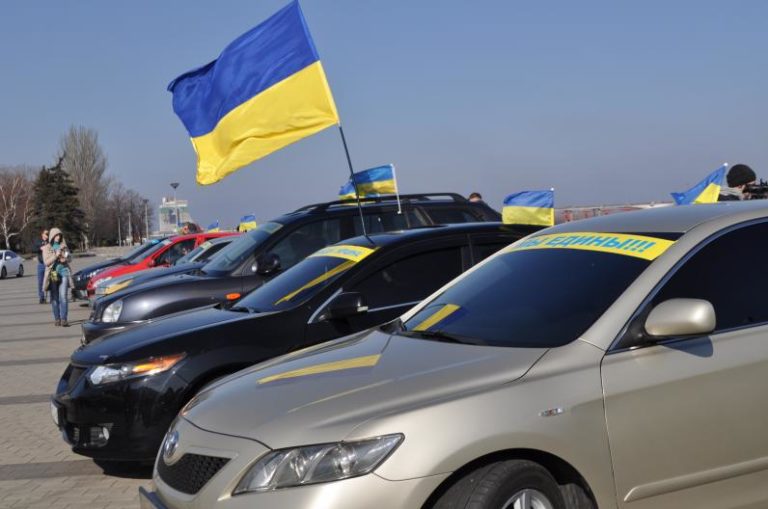 Днепропетровский Автомайдан едет на Киев