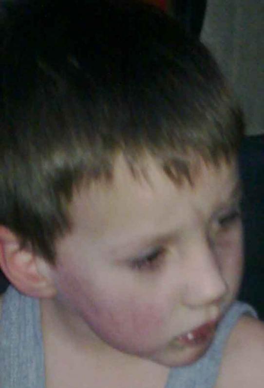 В Днепропетровске дети чуть не сожгли квартиру, пока мать спала В Днепропетровске дети чуть не сожгли квартиру, пока мать спала