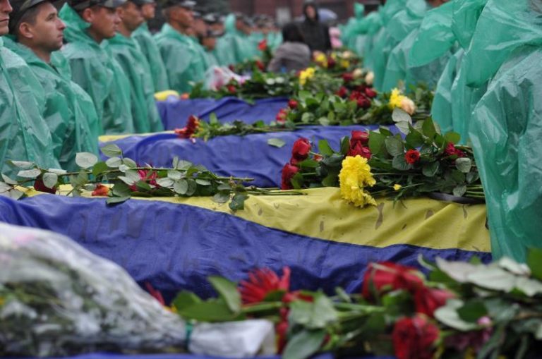 По ДНК опознали 20 погибших днепропетровских бойцов