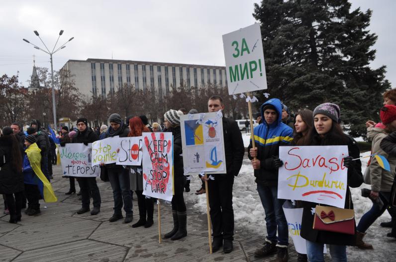 В Днепропетровске прошел Марш Мира (Фото)