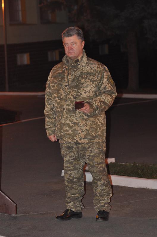 Как в Днепропетровске защитников поздравляли (Фото) Как в Днепропетровске защитников поздравляли (Фото)