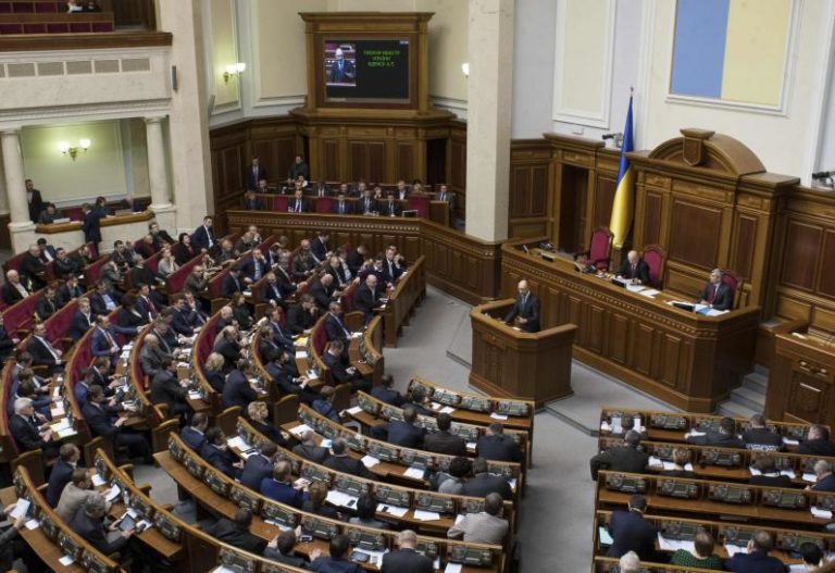 ВР сегодня рассмотрит законопроект о судоустройстве и статусе судей