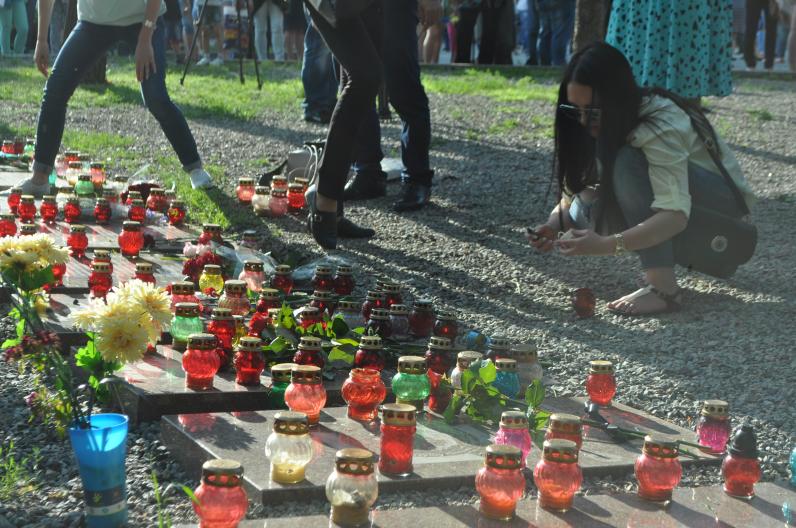 Два года трагедии (Фото) Два года трагедии (Фото)