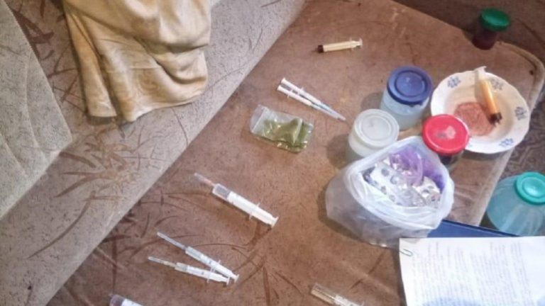 В Днепре разоблачили наркопритон