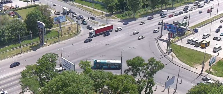 Перекресток ул. Паникахи и Запорожского шоссе