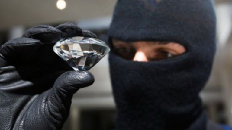 На Днепропетровщине ограбили ювелирный магазин на 6 млн грн