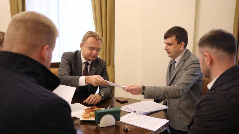 САП объявила подозрение мэру Львова Садовому