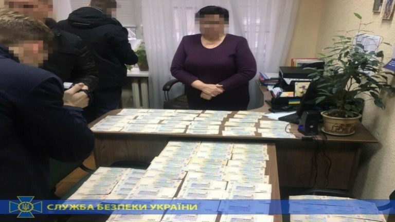 В Национальной академии аграрных наук продавали должность за взятку в миллион долларов