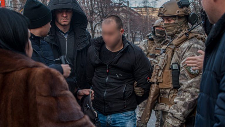 В Днепре задержали банду вымогателей