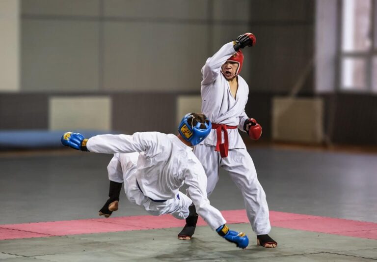 Спортсмены из Днепропетровщины на чемпионате по рукопашному бою завоевали 40 наград