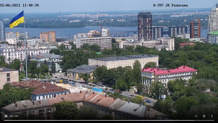 В партнерстве с городской программой «Безопасный город» мы добавляем еще несколько камер на наш сайт