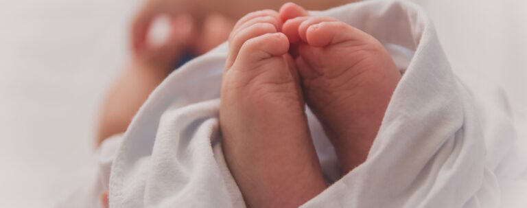 З початку війни у Дніпрі народилися 750 дітей