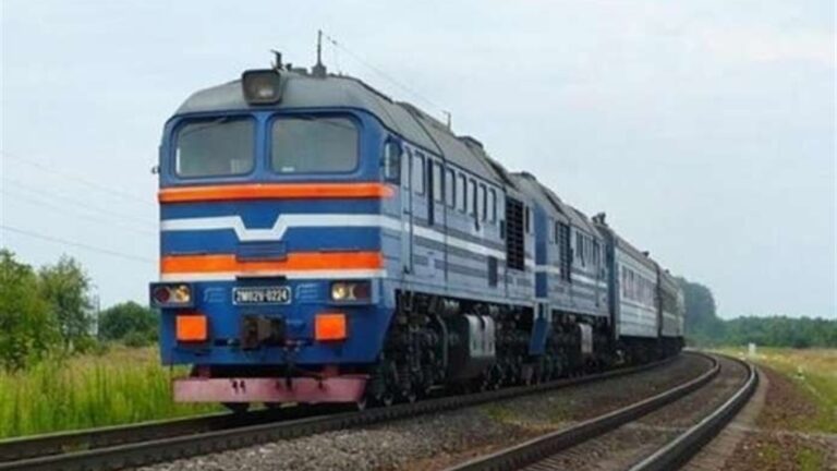 На Дніпропетровщині через ворожі обстріли змінився рух електричок