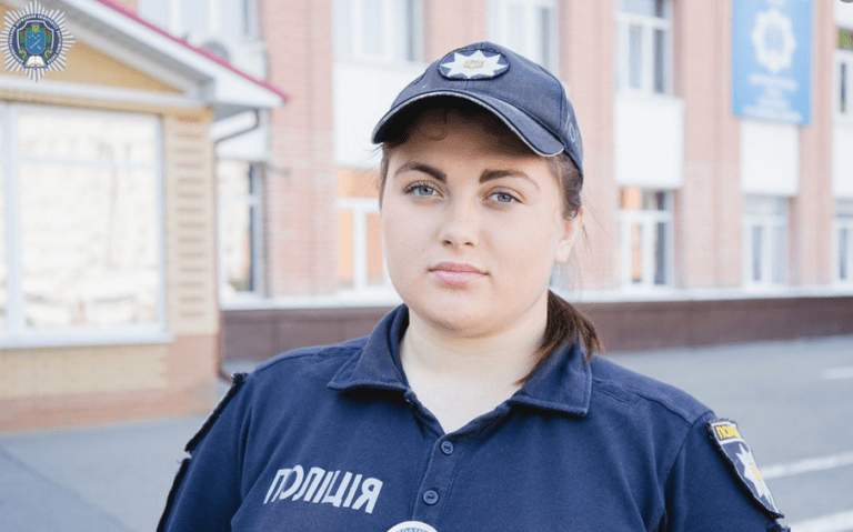 У Дніпрі першокурсниця затримала хулігана
