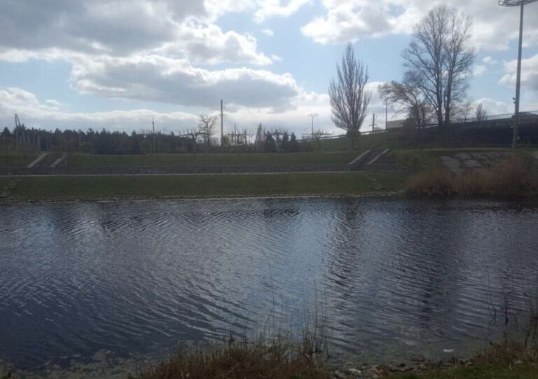 Під Дніпром у річковій воді знайшли збудника холери