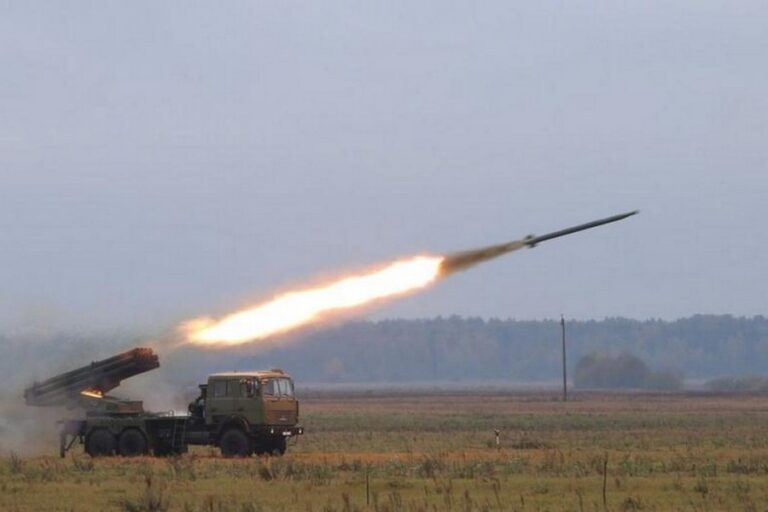 Рашисти обстріляли Дніпропетровщину 22 серпня: поранено жінку
