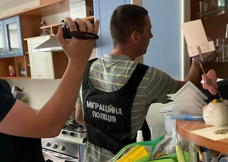 У Дніпрі затримали організатора схеми перетину кордону для чоловіків