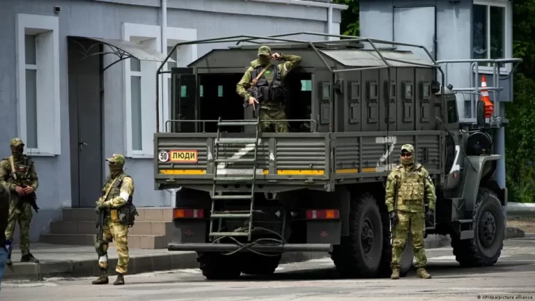 На Херсонщині командування рашистів “евакуюється” на лівий берег Дніпра