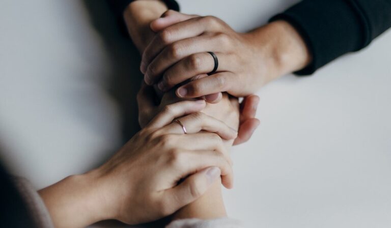 На Дніпропетровщині родинам із дітьми надають безкоштовну психологічну допомогу