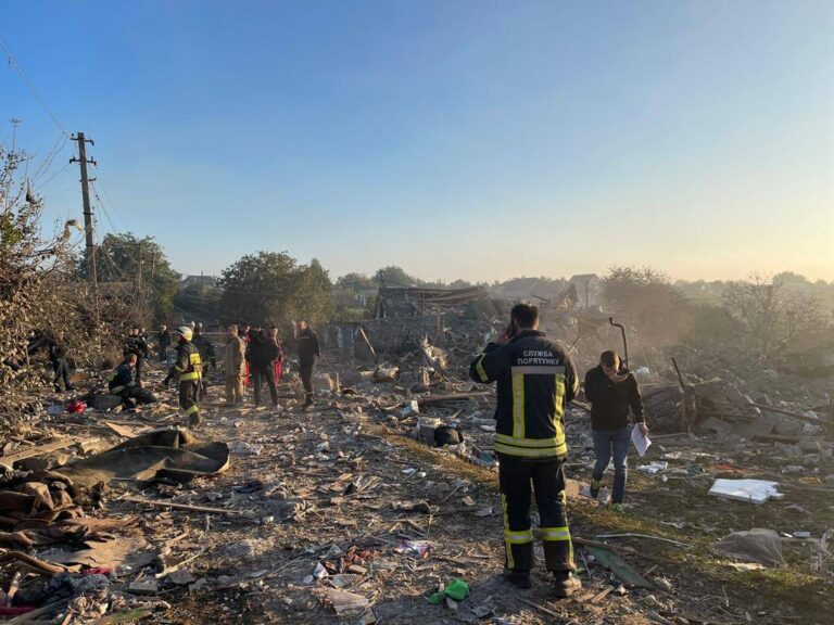 Росіяни зруйнували ракетами приблизно 60 будинків у Дніпрі