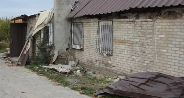 53 мешканці Дніпра звернулись за матеріальною допомогою для відновлення житла внаслідок ракетних ударів