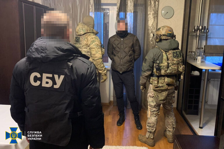 СБУ викрила дніпровське агропідприємство, яке фінансувало окупаційну владу Херсона