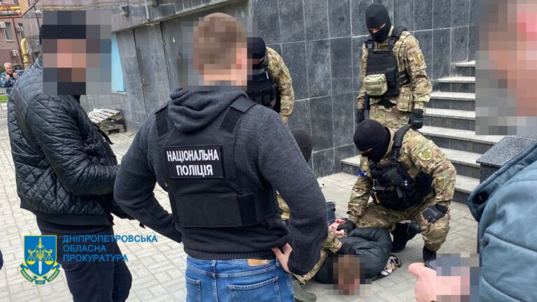 Мешканець Дніпра робив фальшиві довідки для військовозобов’язаних