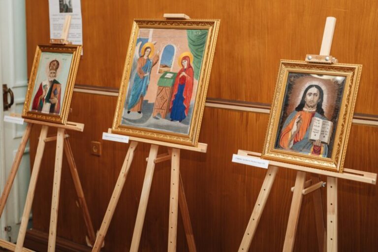 У Дніпрі відкрилася незвичайна виставка (Фото)