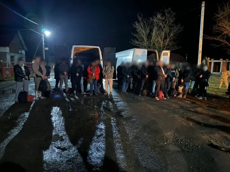 Мешканця Дніпропетровщини впіймали на незаконному перетині кордону
