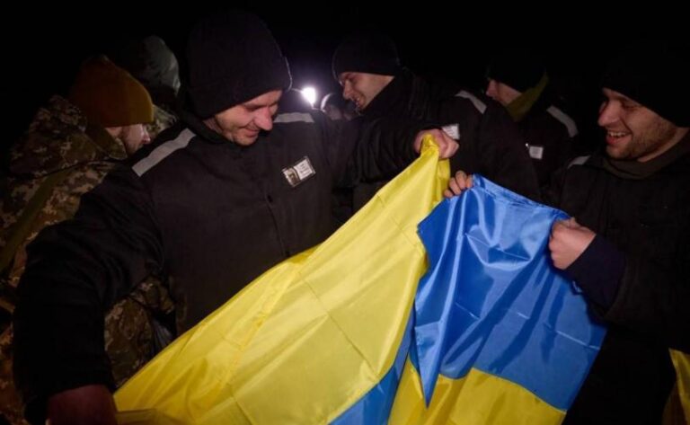 Ще 15 героїв з Дніпропетровщини повернулися додому