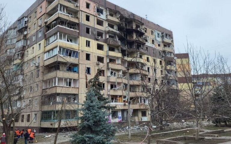 Кількість загиблих у Кривому Розі зросла до 5: під завалами знайшли тіло чоловіка