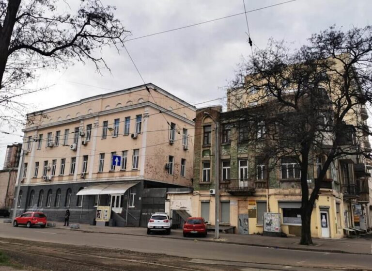 У Дніпрі планують перекрити перехрестя Лесі Українки та Степана Бандери на ремонт колій до 1 вересня