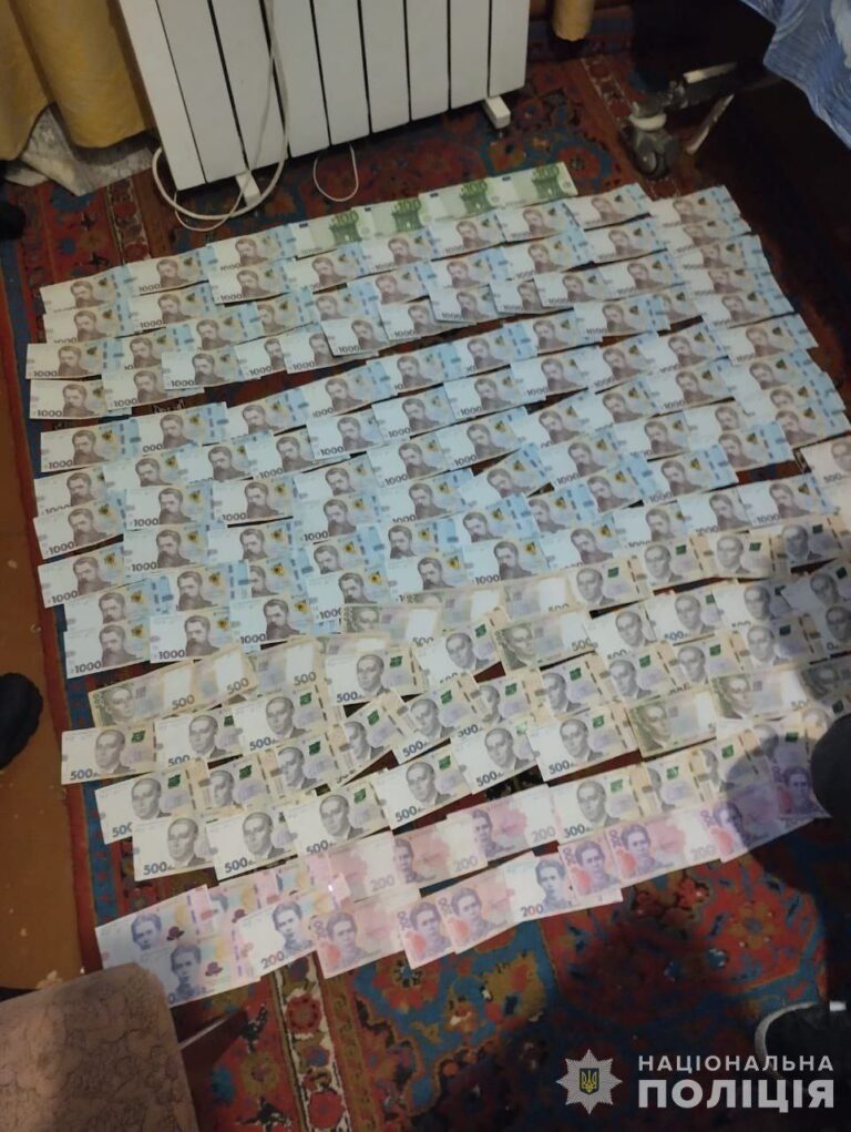У лікарні Дніпропетровщині викрили групу медиків, які організували схему допомоги “ухилянтам”