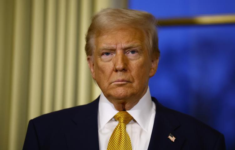 Трамп: США ведуть переговори з Україною та Росією